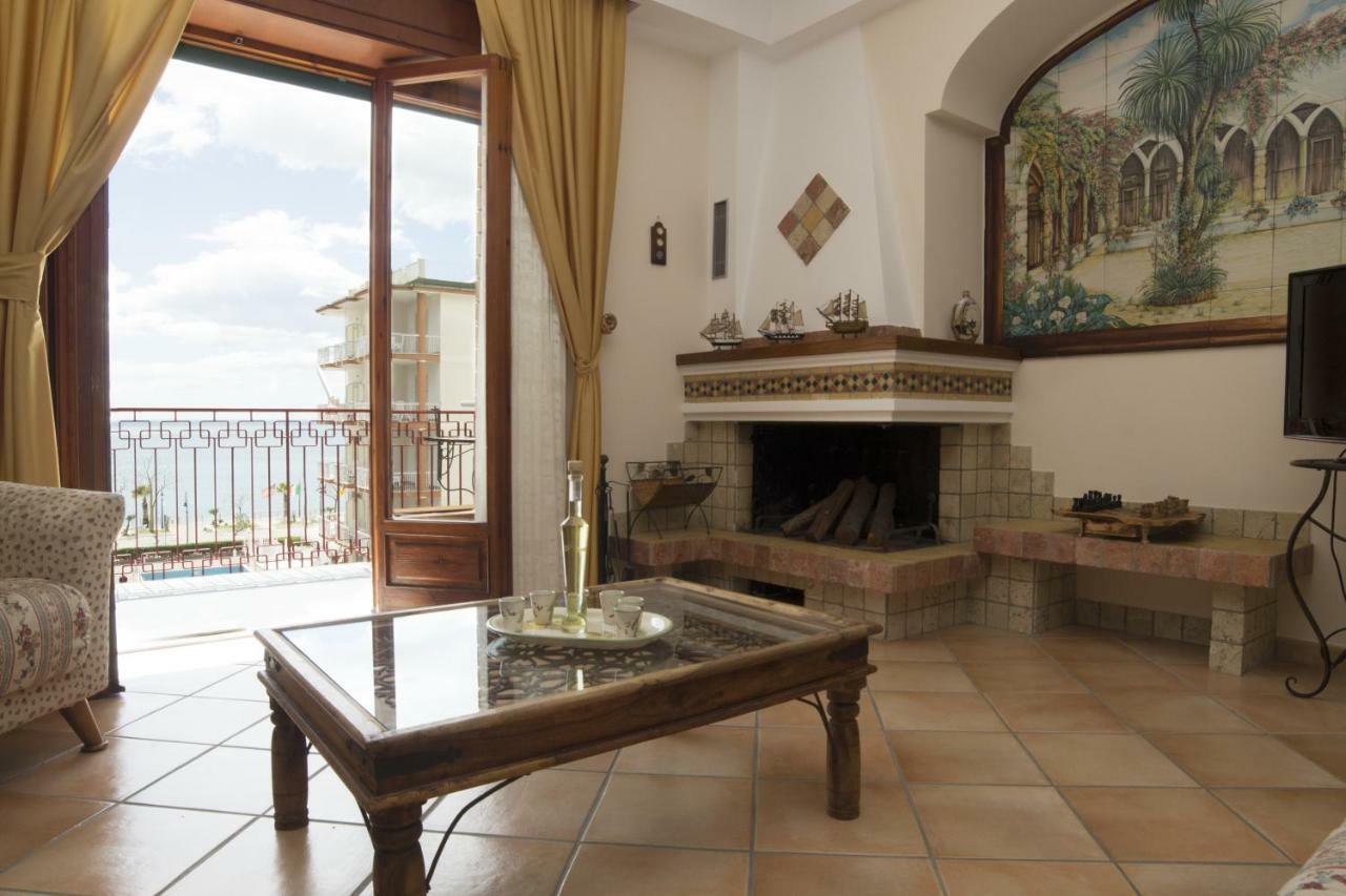 شقة Panorama Host - Domus Amalfi Coast مايوري المظهر الخارجي الصورة